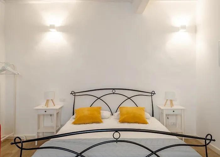 Πανσιόν Work & 3*